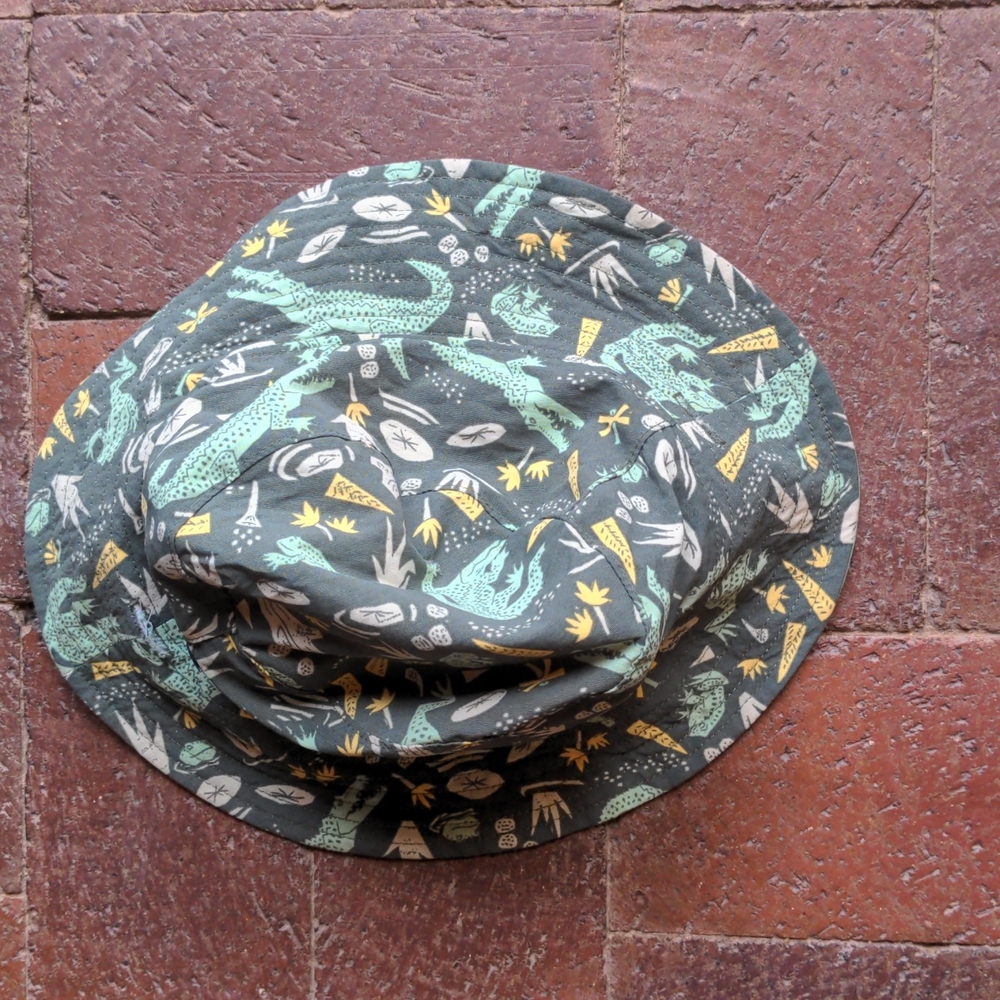 Patagonia reversible bucket hat 3T-5T
